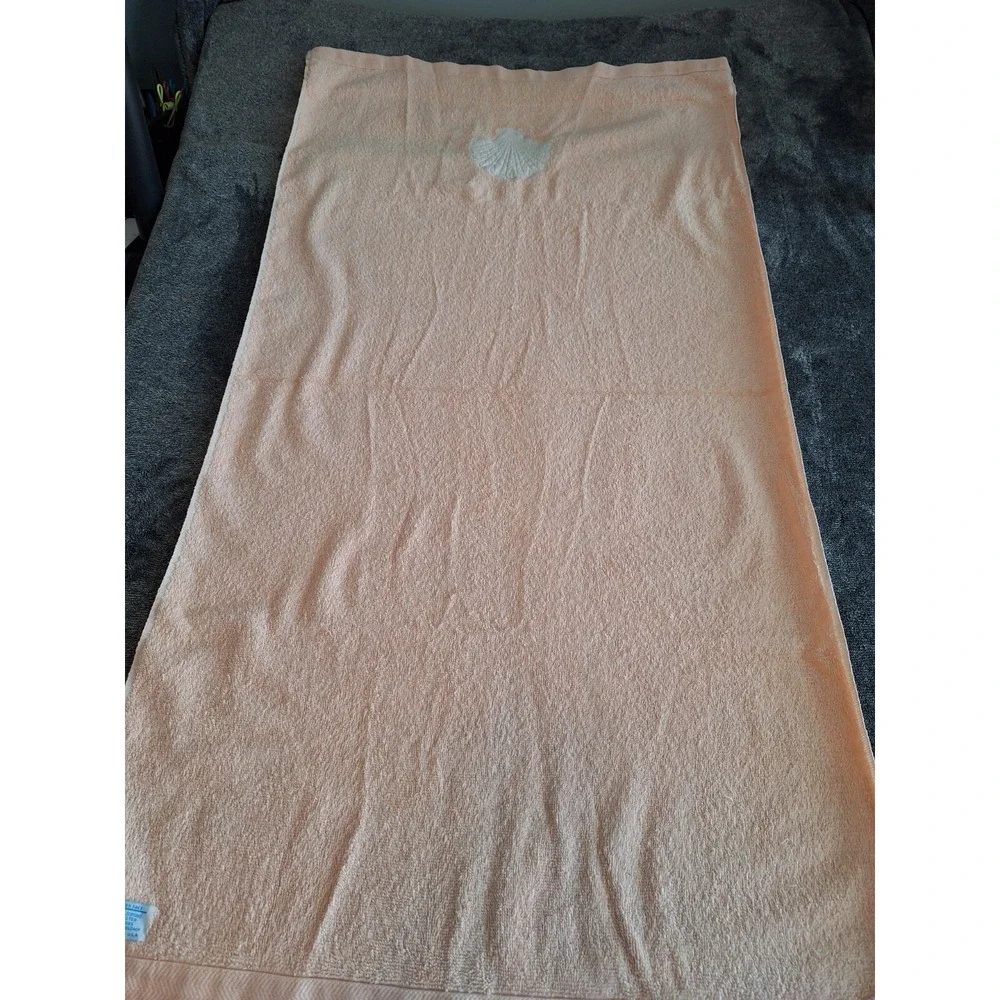 Vantage Ames Towels 1 Bath 1‎ Hand Pink Shell Embroidered Beachy USA Made